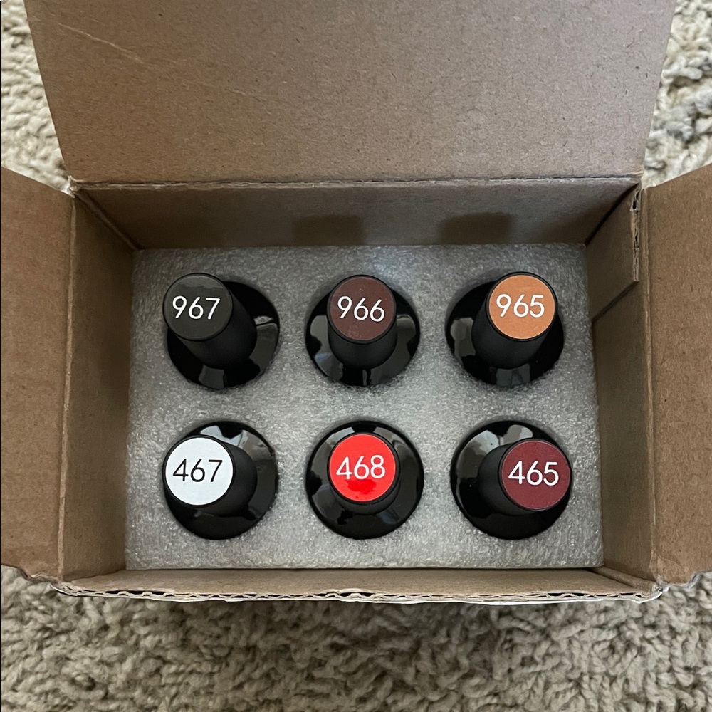 Fall favorites Set of 6 Nail Polish Bottles NWT - Picture 2 of 4